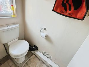 WC- click for photo gallery